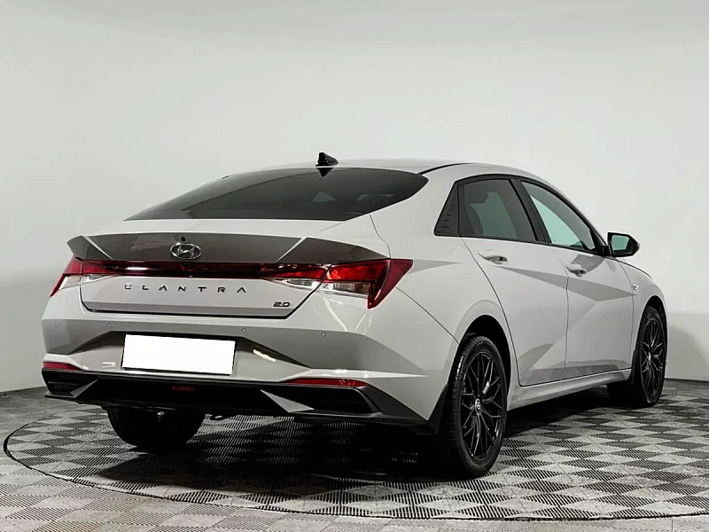 Elantra
