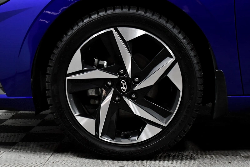 Elantra