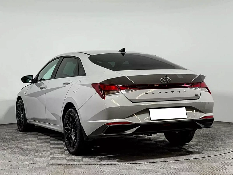 Elantra