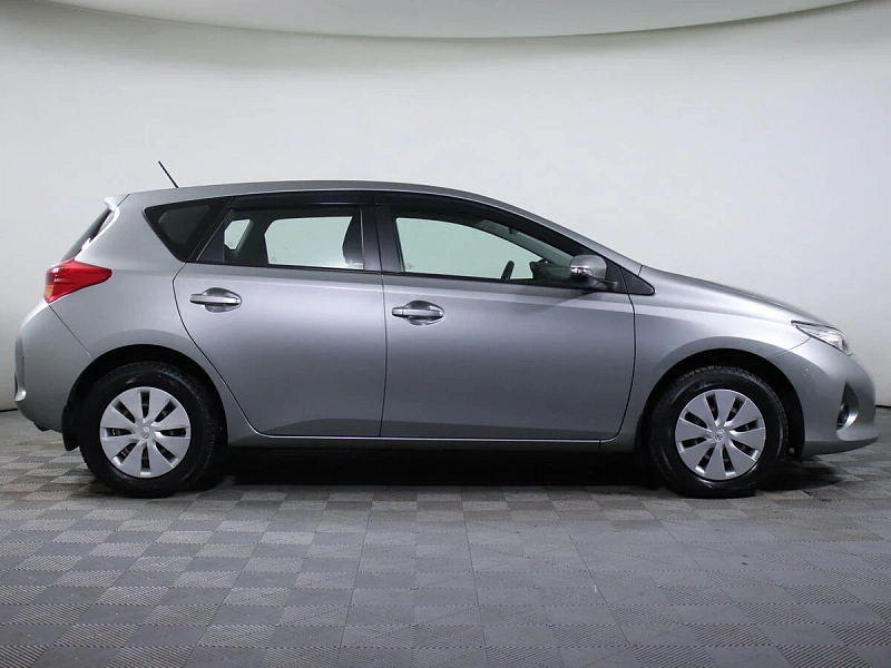 Auris