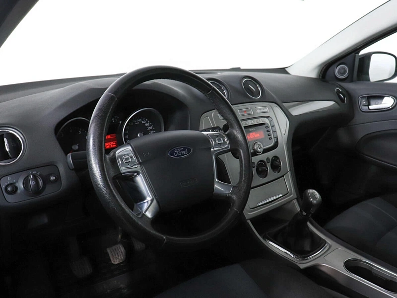 Mondeo