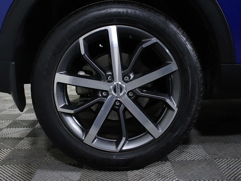 F7x