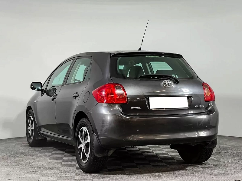 Auris