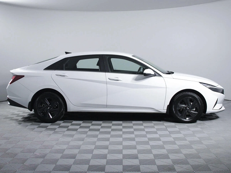 Elantra