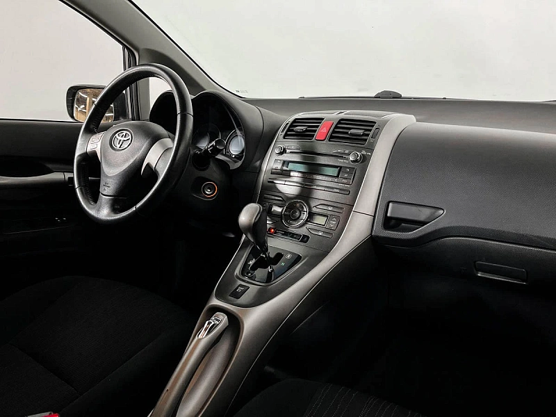 Auris