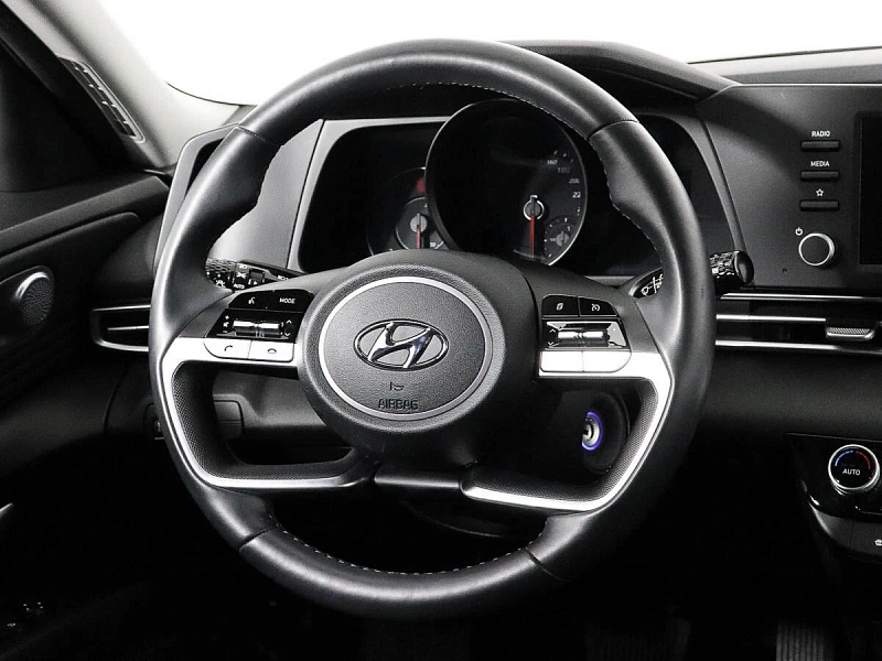 Elantra