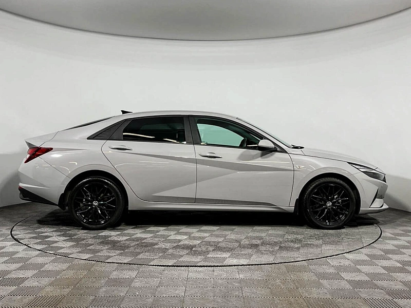 Elantra
