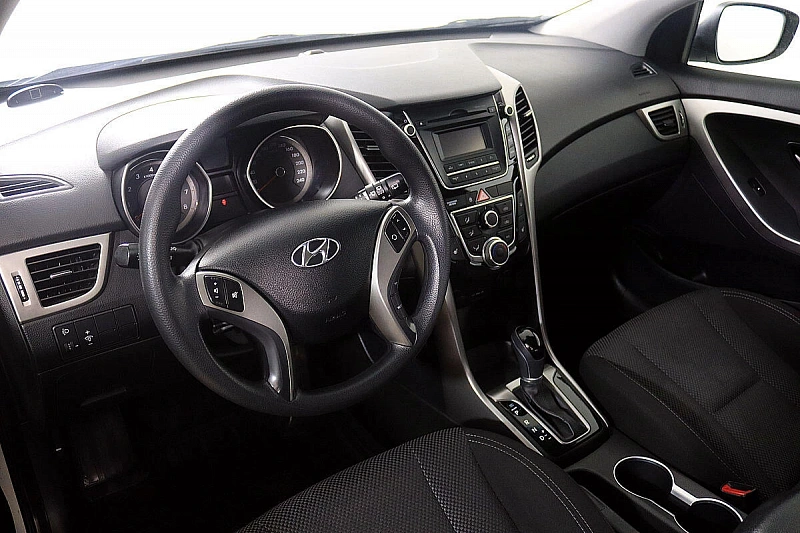 i30