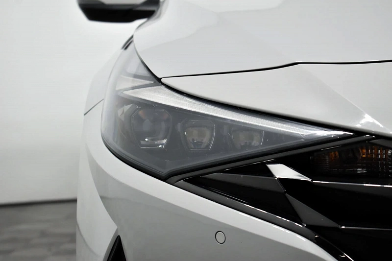 Elantra