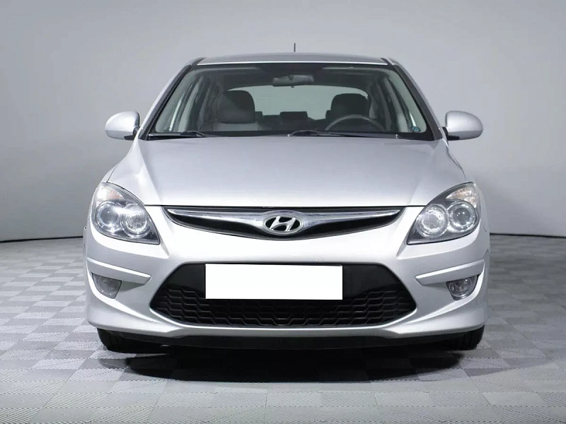 i30