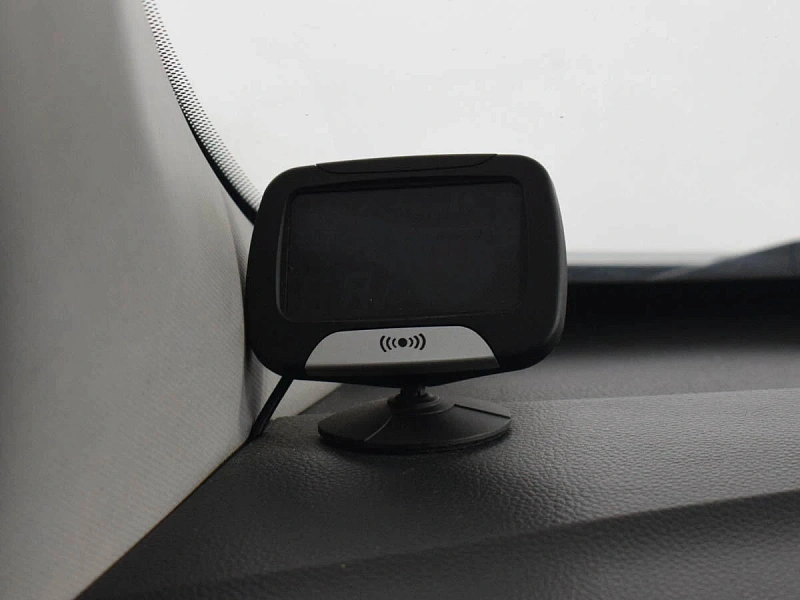 i30