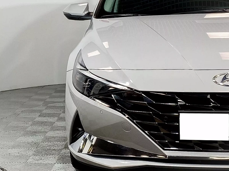 Elantra