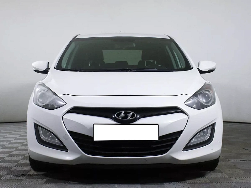i30