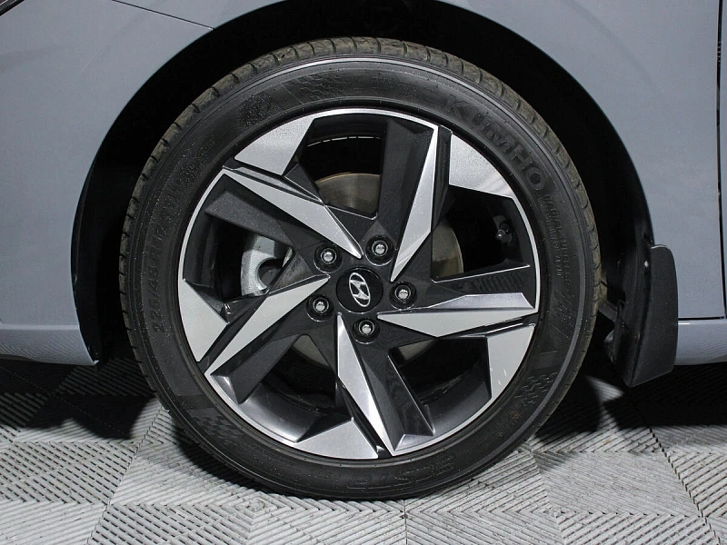 Elantra