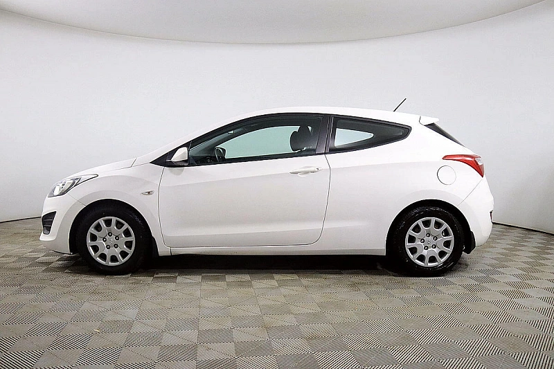 i30