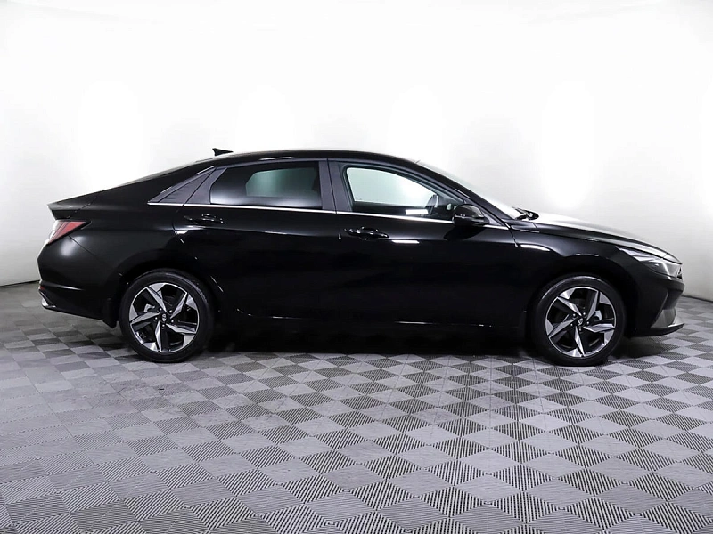Elantra