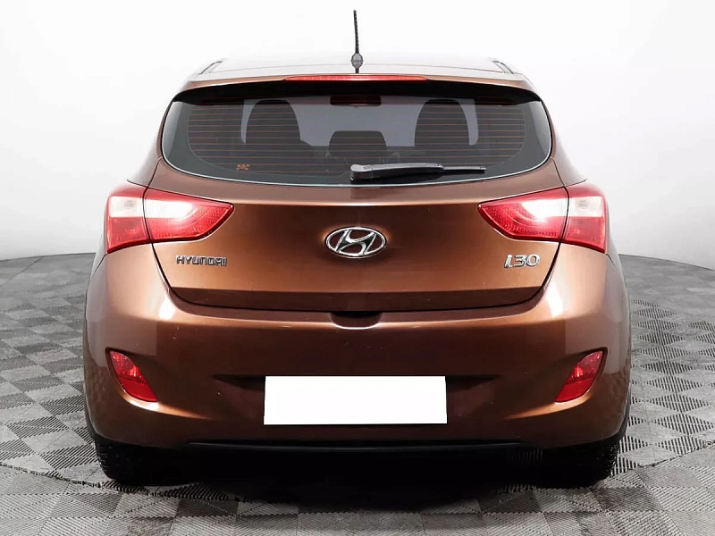 i30