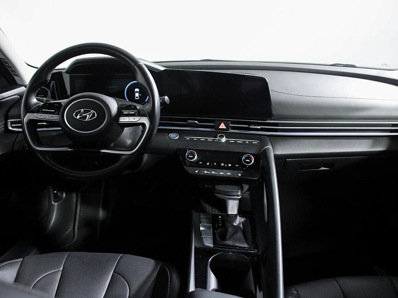 Elantra