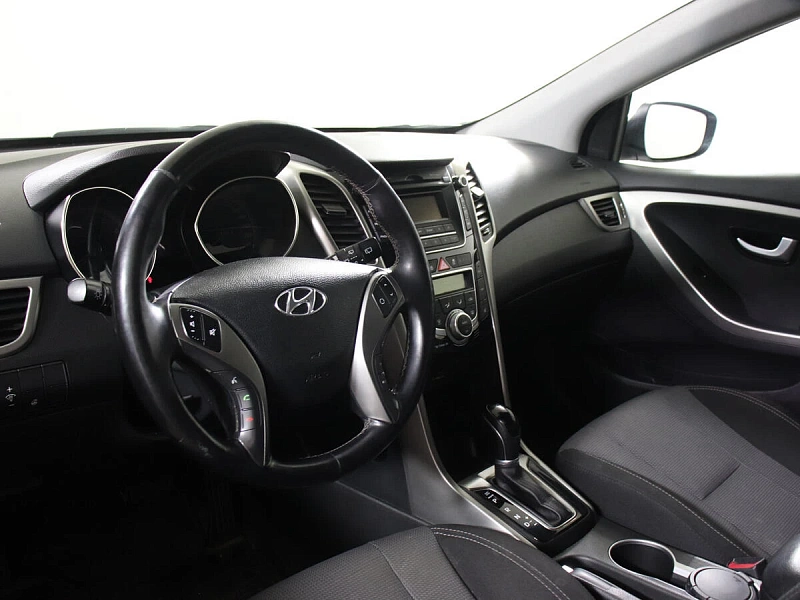 i30
