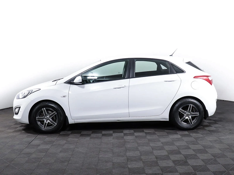 i30