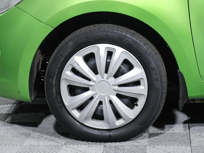 i20