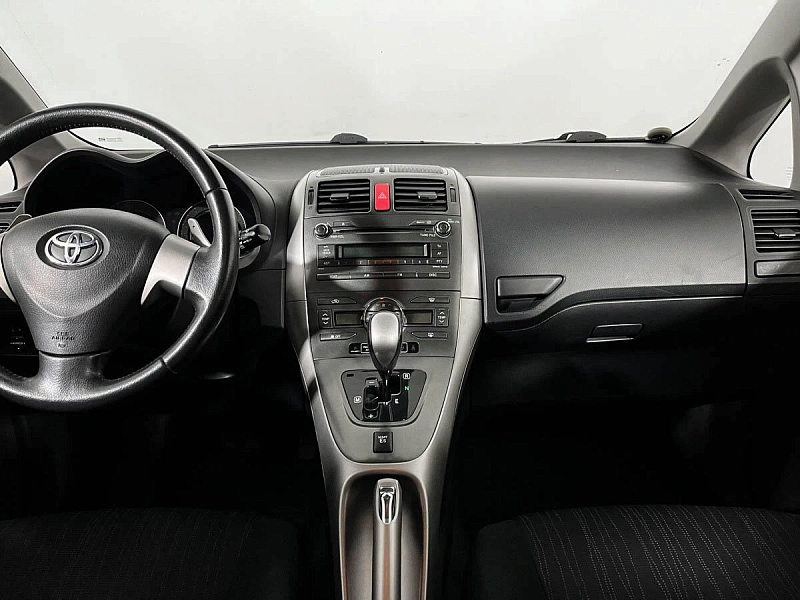Auris