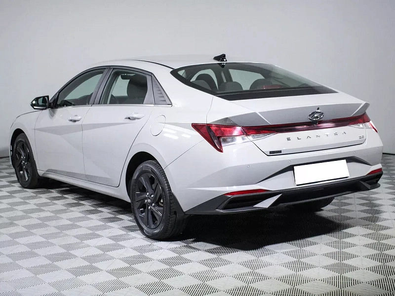 Elantra