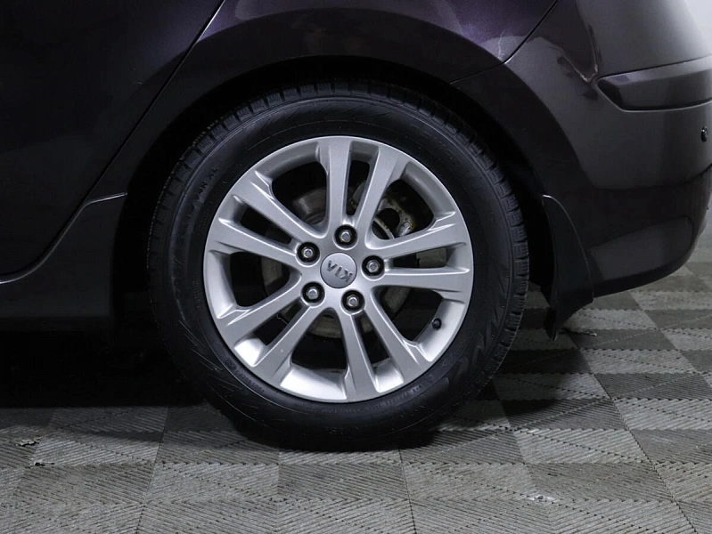 i30
