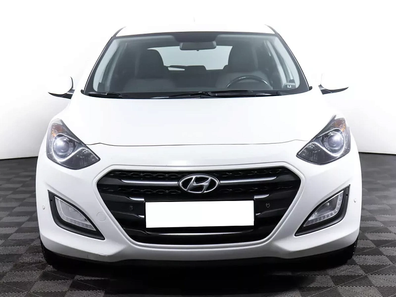 i30
