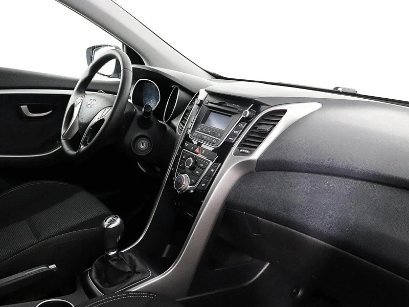 i30