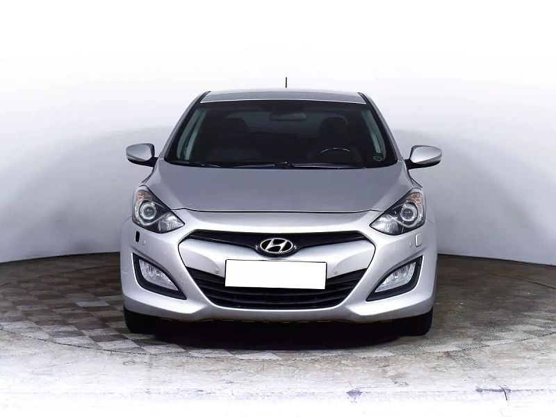 i30