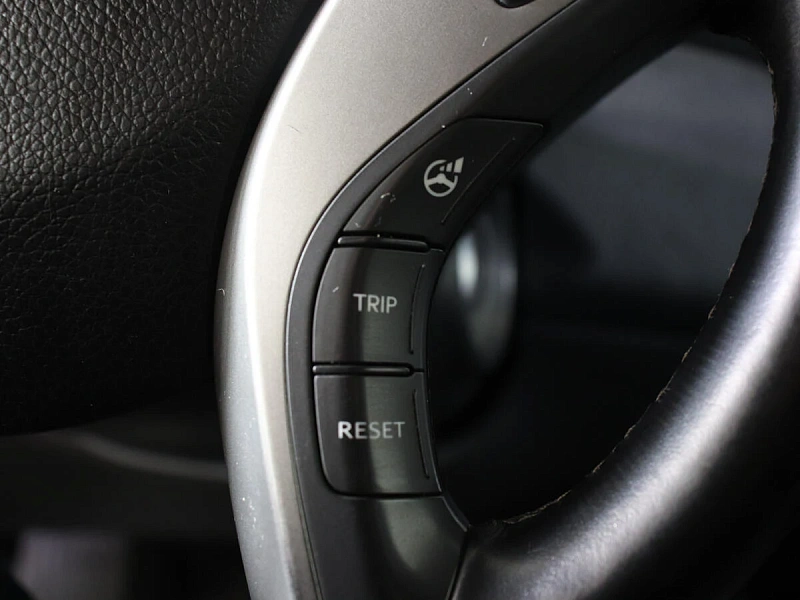 i30