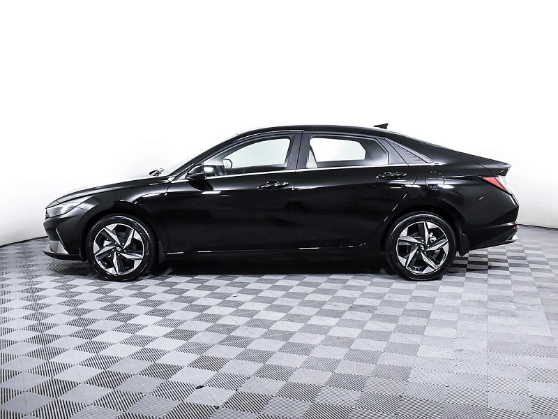 Elantra