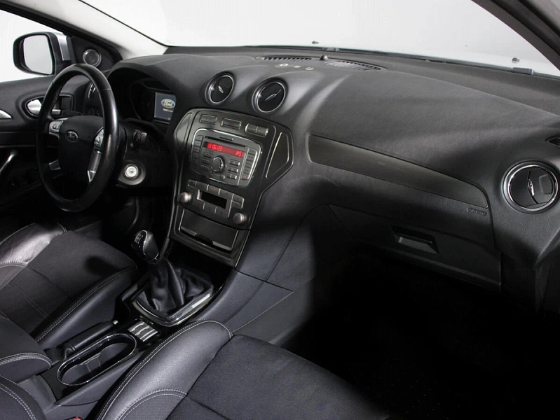 Mondeo