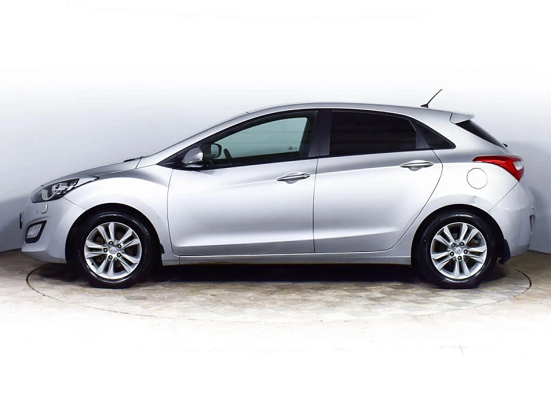 i30