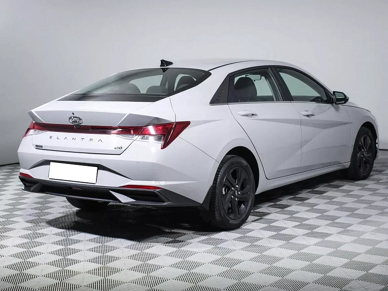 Elantra