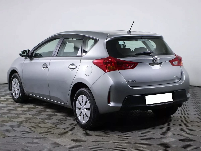 Auris