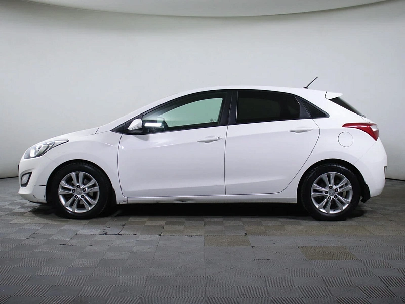 i30