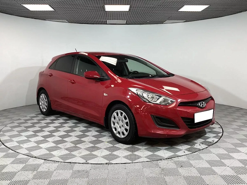 i30