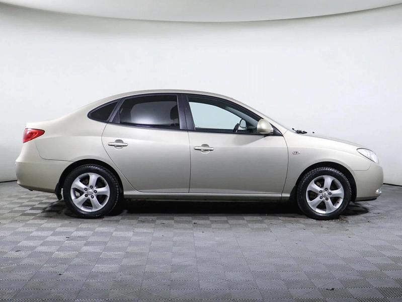 Elantra