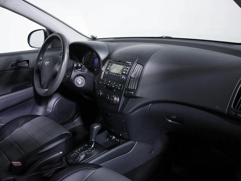 i30