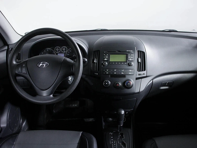 i30