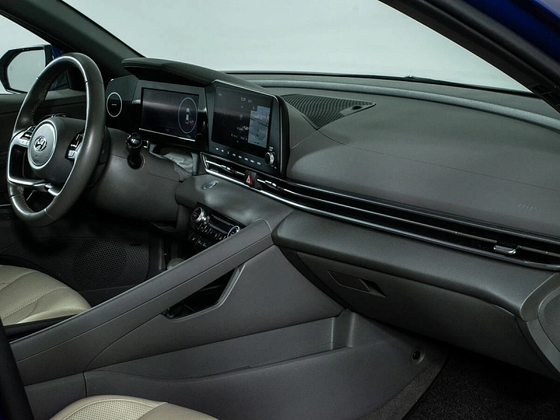 Elantra