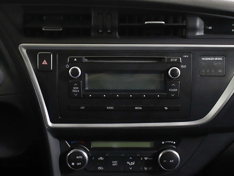 Auris