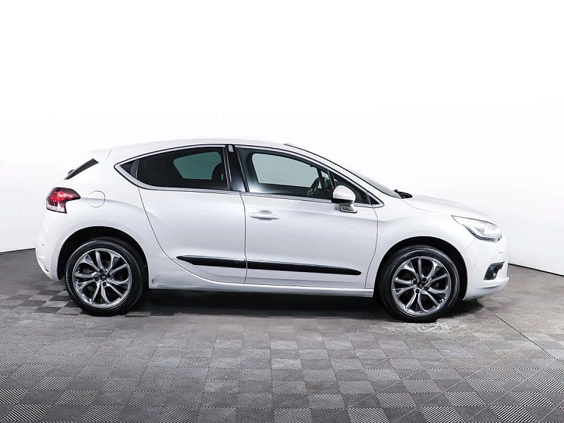 DS4