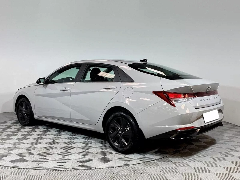 Elantra