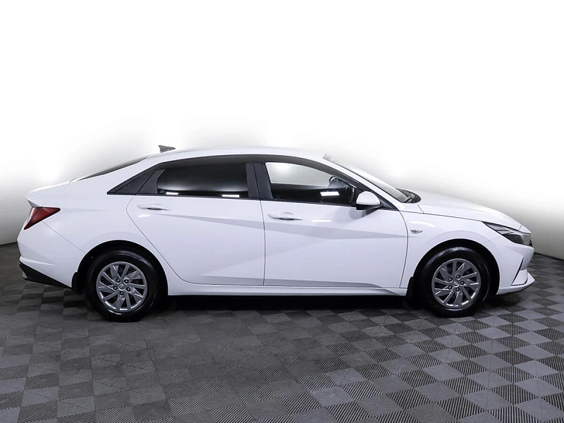 Elantra