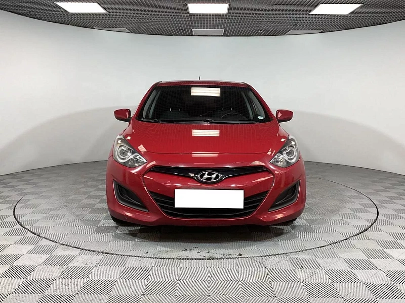 i30