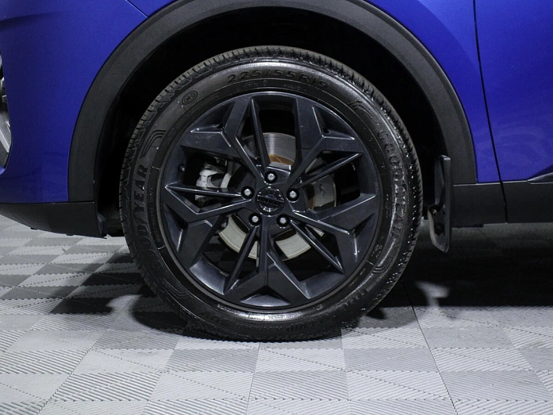 F7x