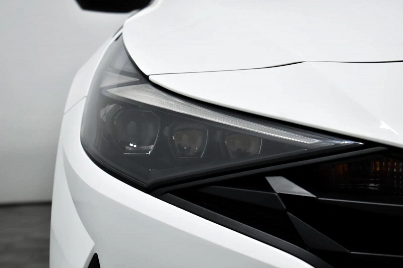 Elantra